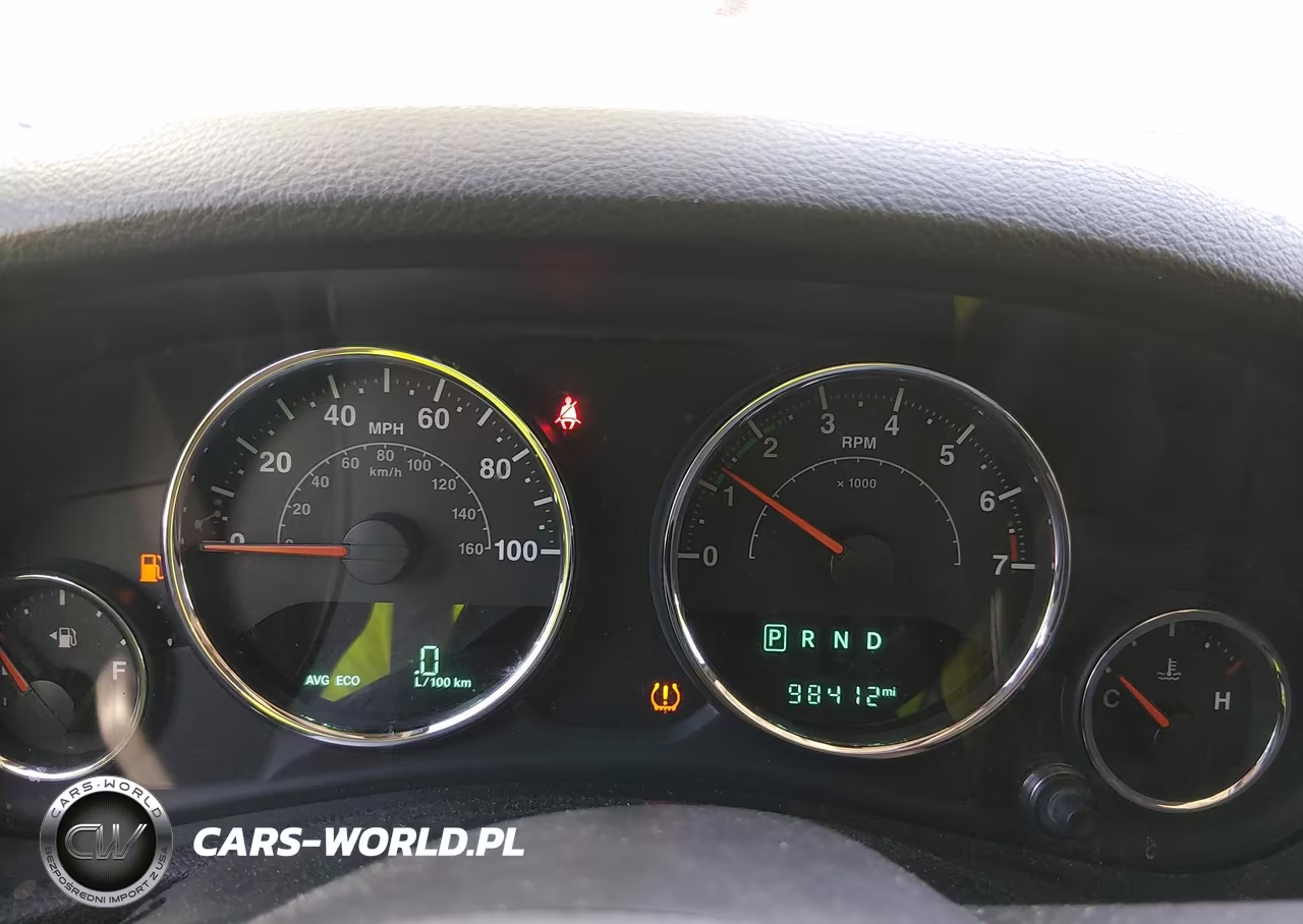 2016 Jeep Wrangler Unlimited Sport VIN:1C4BJWDG7GL221605 - 7