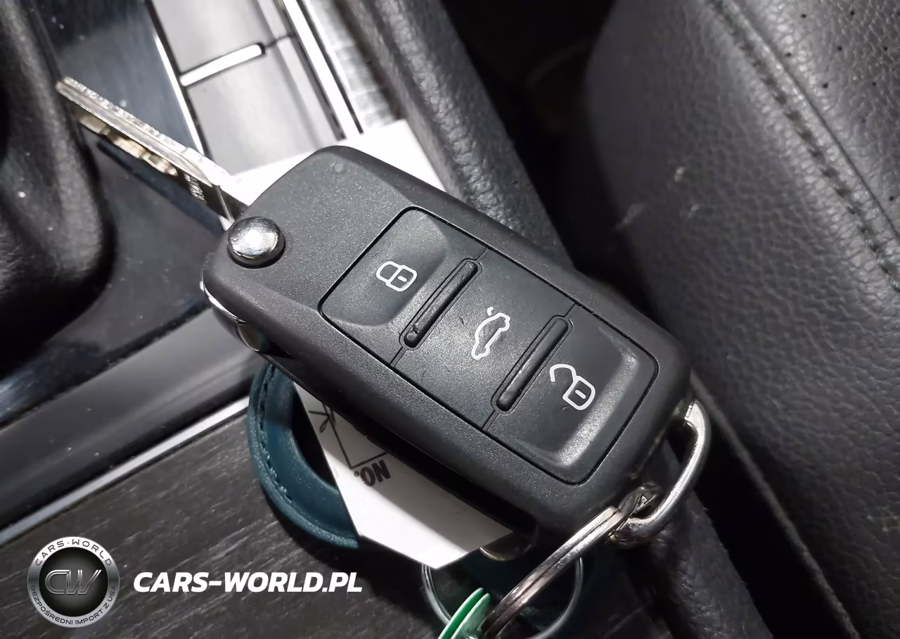 2017 Volkswagen Passat 1.8T Se VIN:1VWBT7A34HC002696 - 11