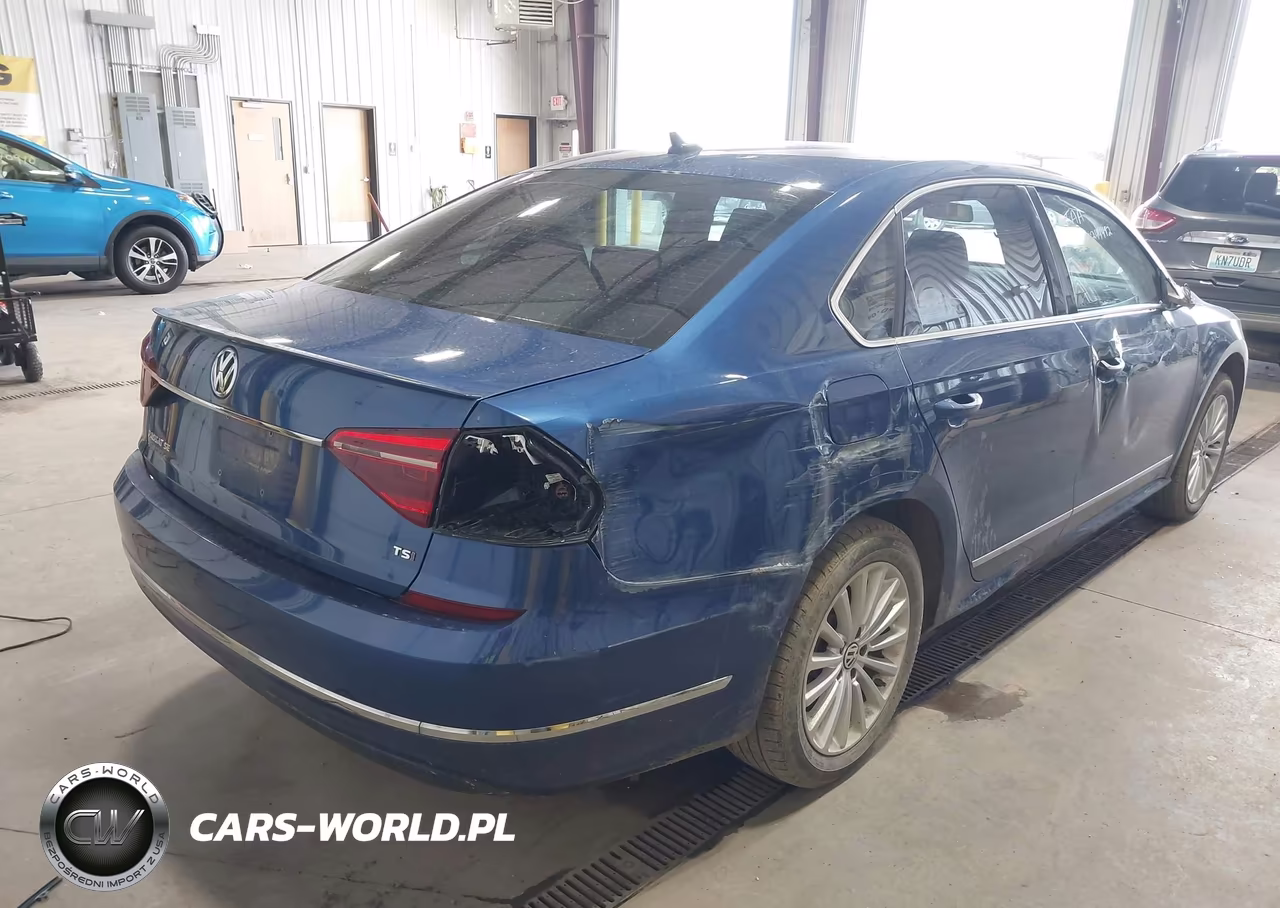 2017 Volkswagen Passat 1.8T Se VIN:1VWBT7A34HC002696 - 4