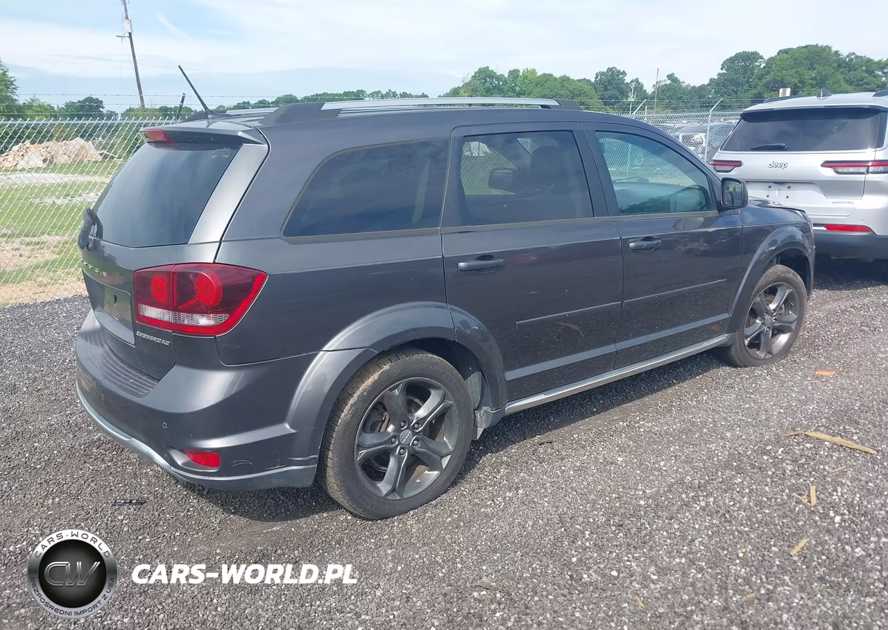 2014 Dodge Journey Crossroad VIN:3C4PDDGG1ET262374 - 4