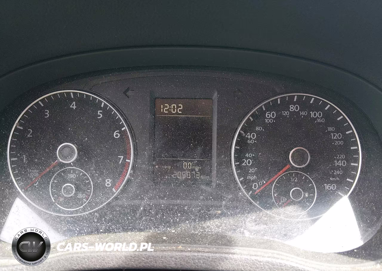 2015 Volkswagen Passat 1.8T S VIN:1VWAS7A38FC017231 - 7