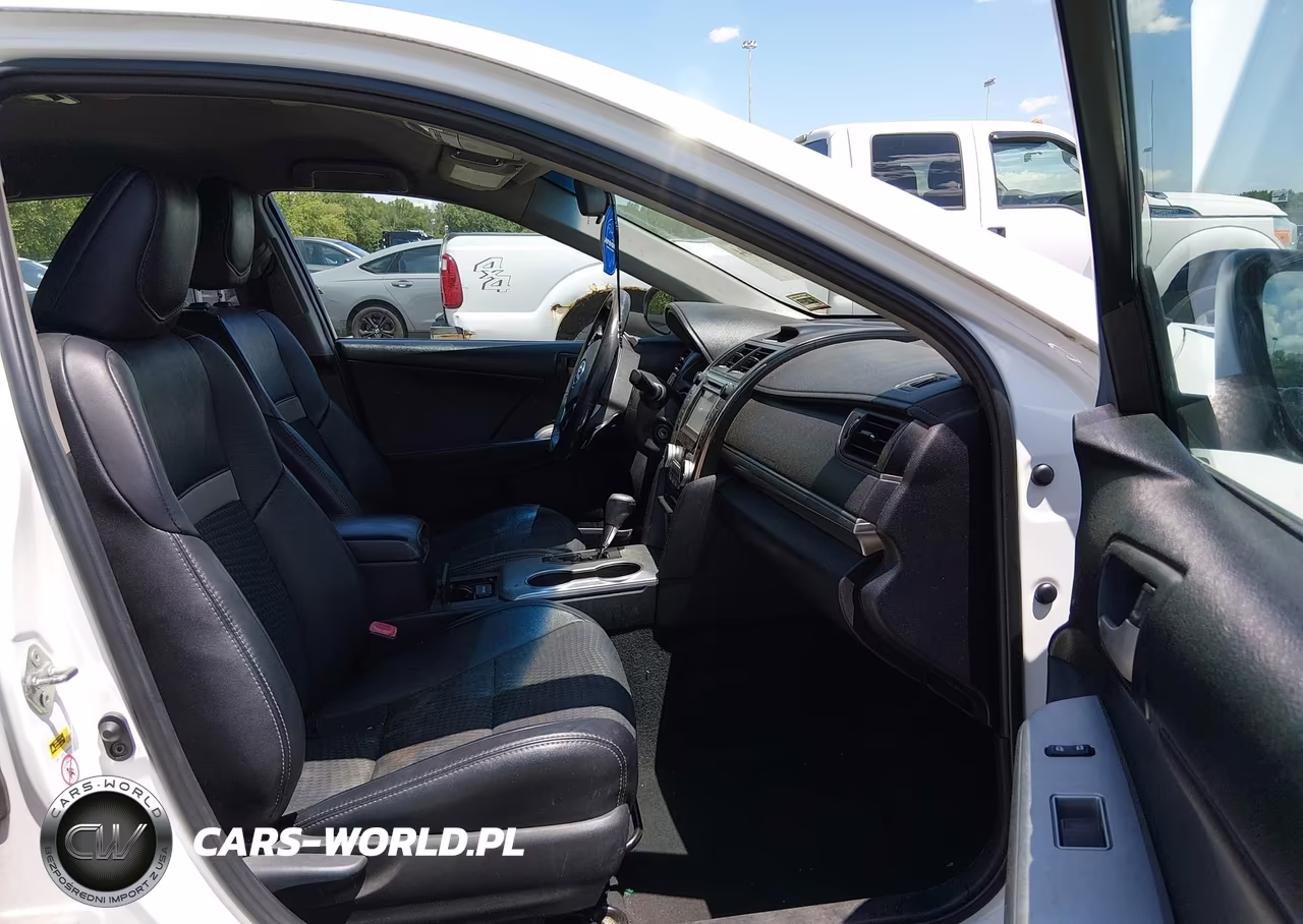 2014 Toyota Camry Se VIN:4T1BF1FK3EU331897 - 5
