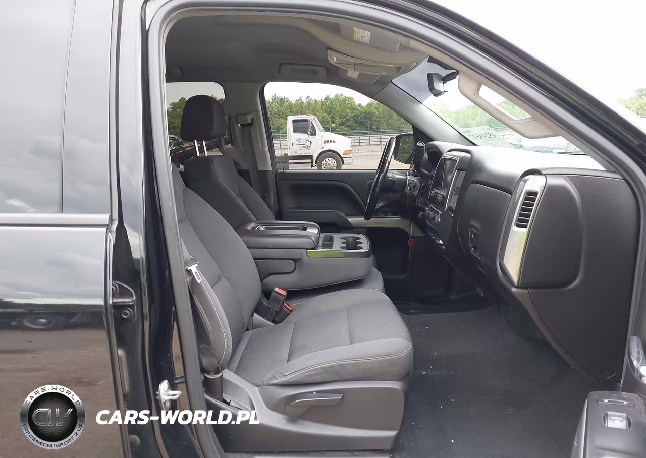 2018 Chevrolet Silverado 1500 2Lt VIN:3GCUKREC6JG524382 - 5