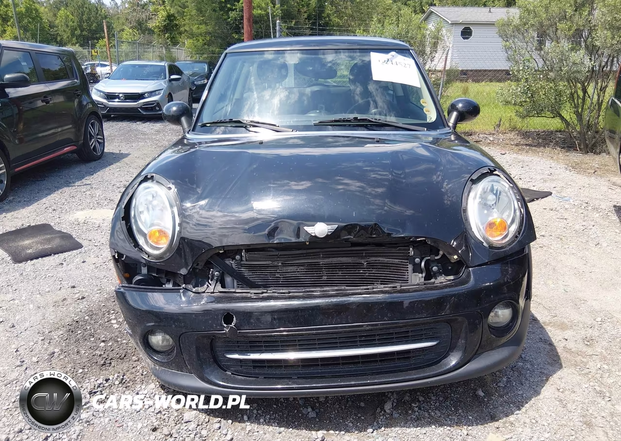 2011 Mini Cooper VIN:WMWSU3C57BT097508 - 12