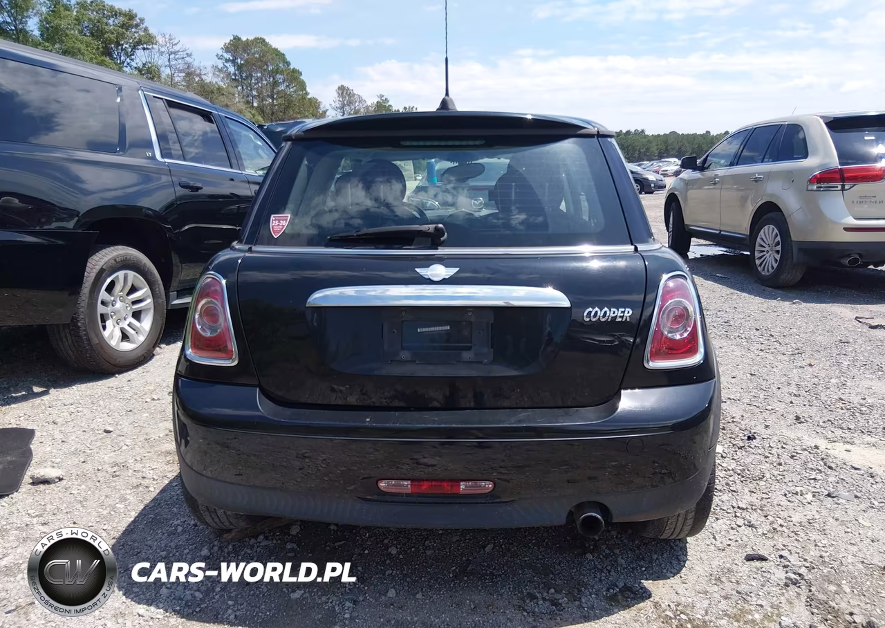 2011 Mini Cooper VIN:WMWSU3C57BT097508 - 16