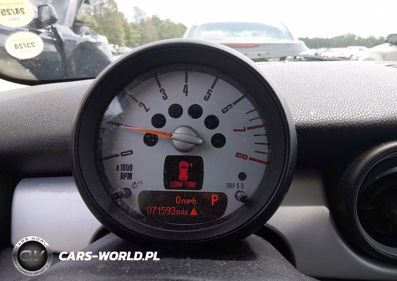 2011 Mini Cooper VIN:WMWSU3C57BT097508 - 7