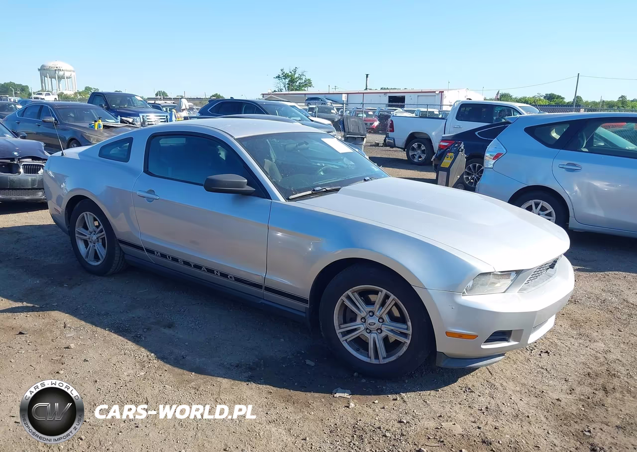 2012 Ford Mustang V6 – zdjęcie 1 z 16