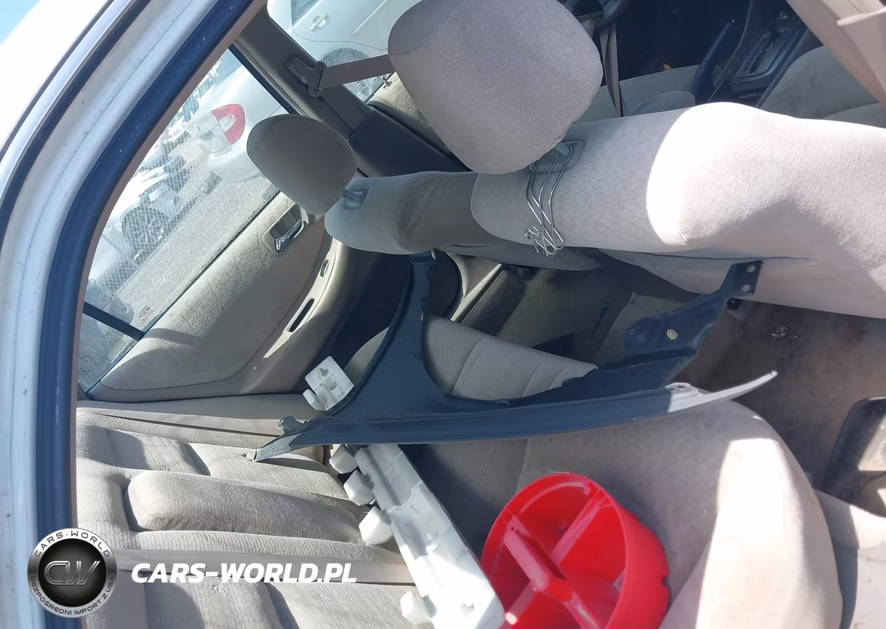 2002 Honda Accord 2.3 Lx VIN:1HGCG56472A142585 - 8