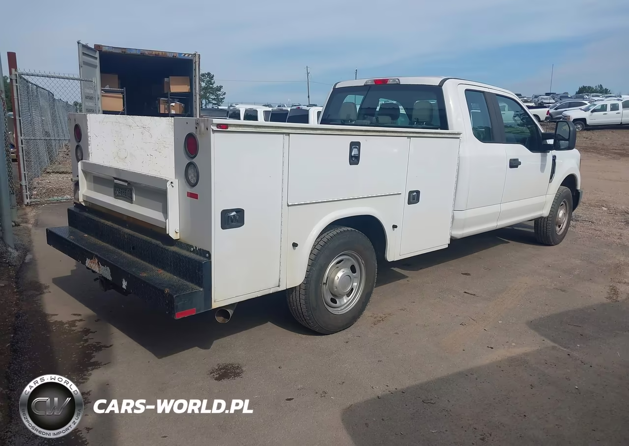 2017 Ford F-250 Xl VIN:1FD7X2A66HEE07422 - 4