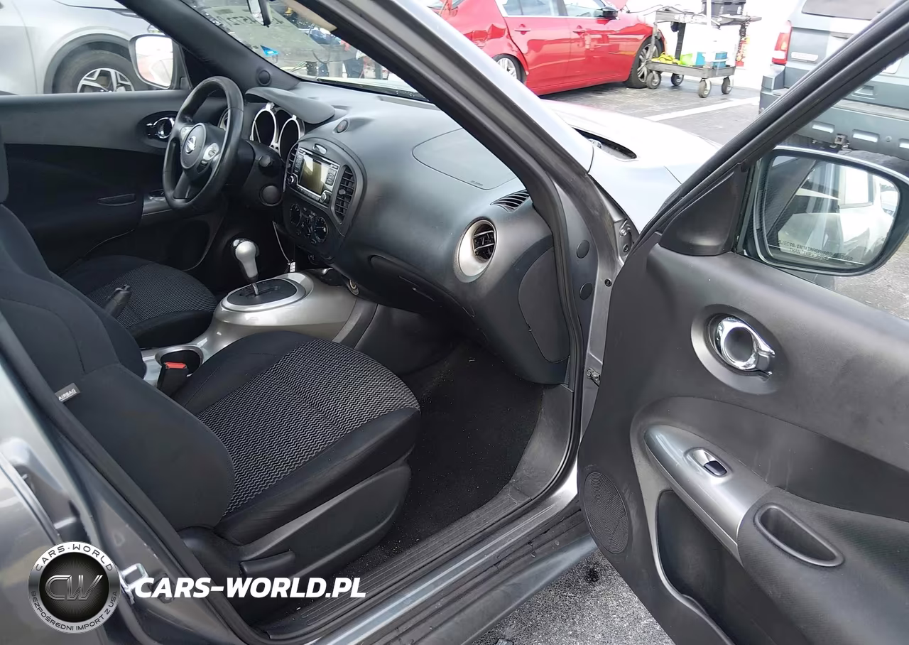 2016 Nissan Juke S VIN:JN8AF5MR3GT606964 - 5