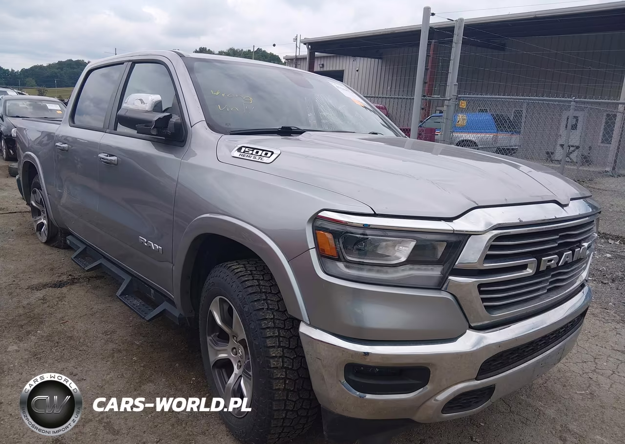 2019 Ram 1500 Laramie VIN:1C6SRFJT3KN747020 - 1