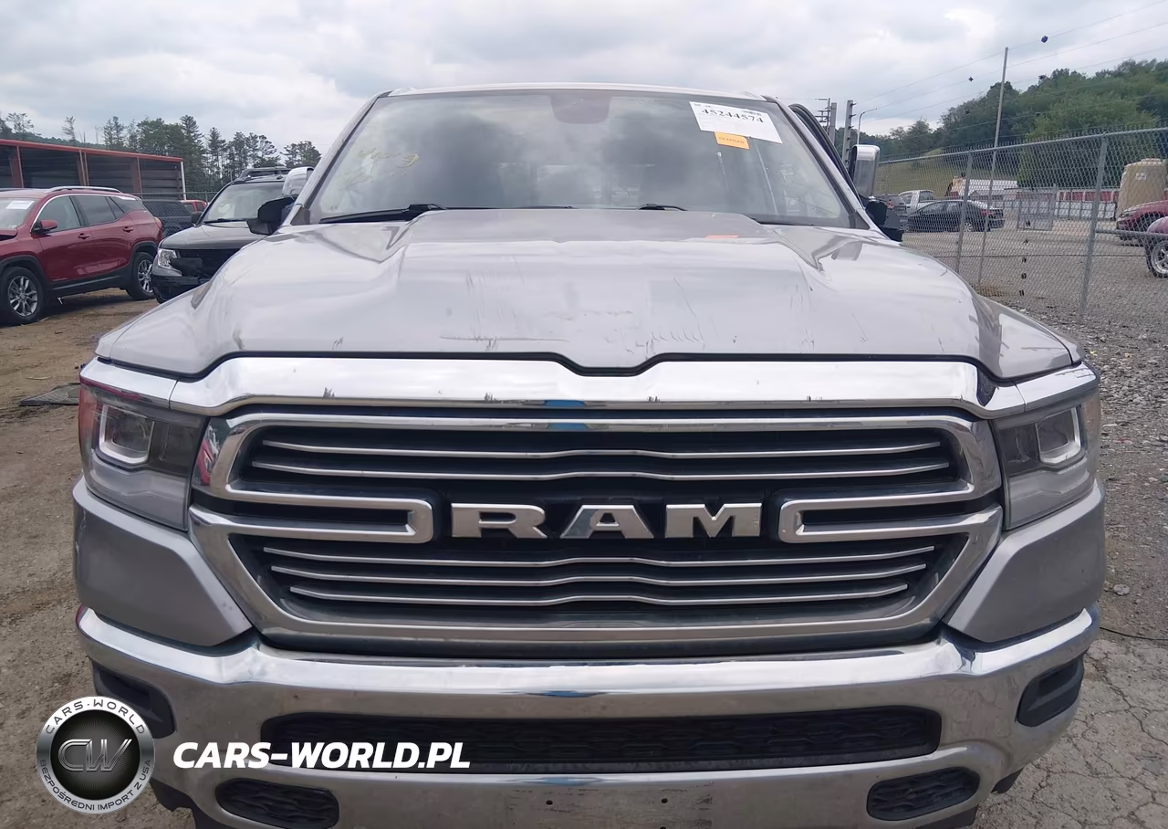 2019 Ram 1500 Laramie VIN:1C6SRFJT3KN747020 - 12