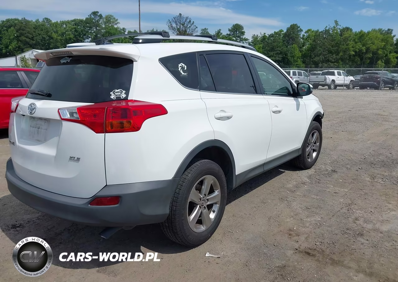 2015 Toyota Rav4 Xle VIN:JTMRFREVXFD117472 - 4