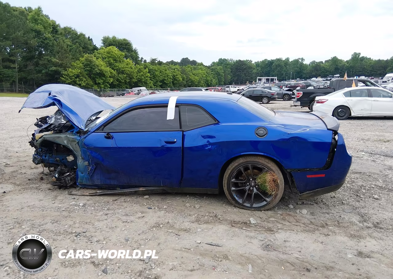 2018 Dodge Challenger Sxt VIN:2C3CDZAG6JH310883 - 15