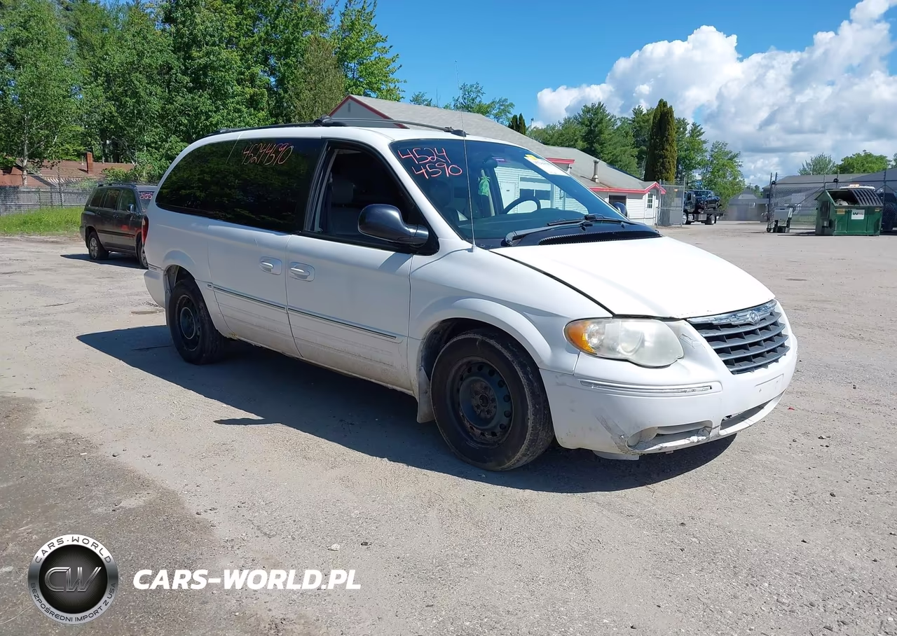 2005 Chrysler Town & Country Touring