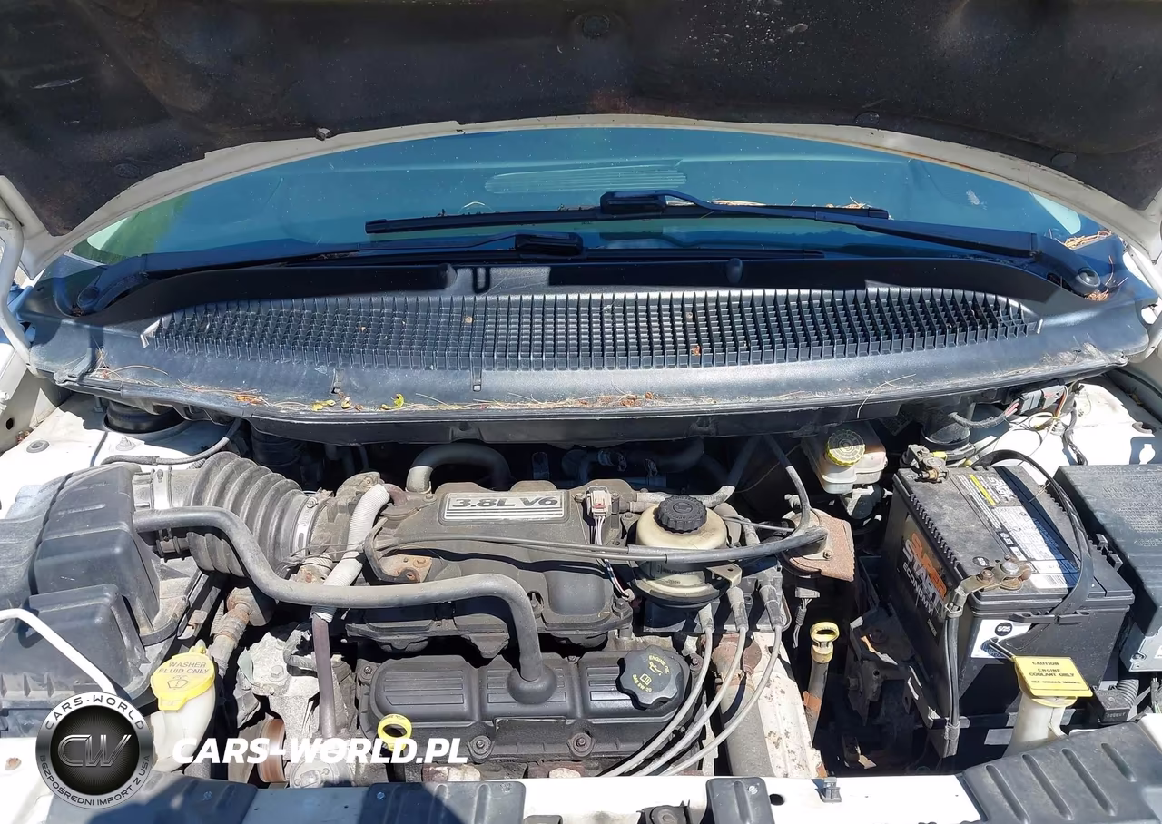 2005 Chrysler Town & Country Touring VIN:2C4GP54L55R433385 - 10