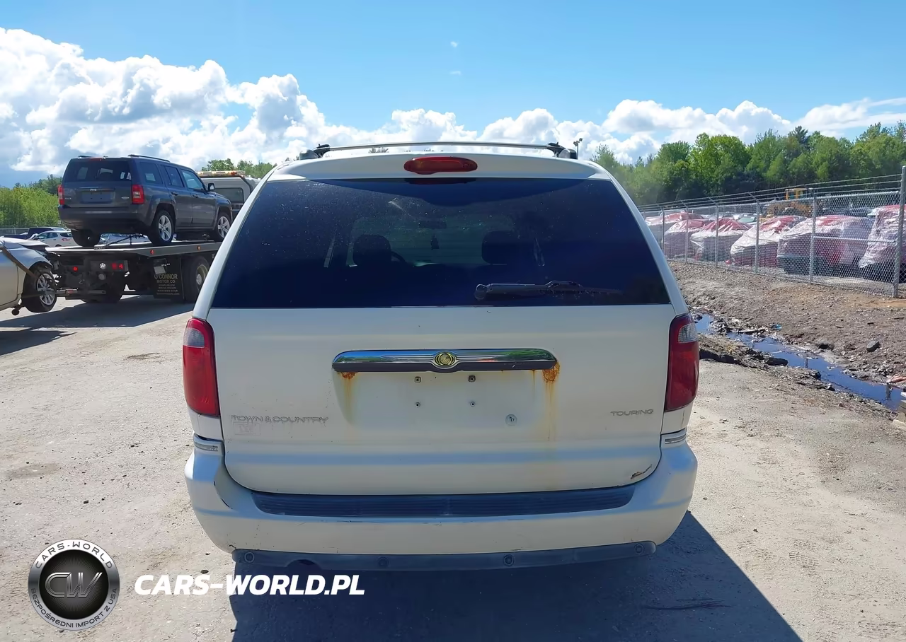 2005 Chrysler Town & Country Touring VIN:2C4GP54L55R433385 - 15