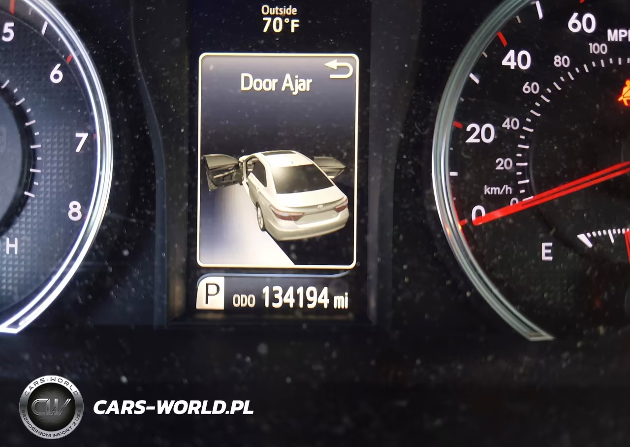 2015 Toyota Camry Se VIN:4T1BF1FK8FU098522 - 15
