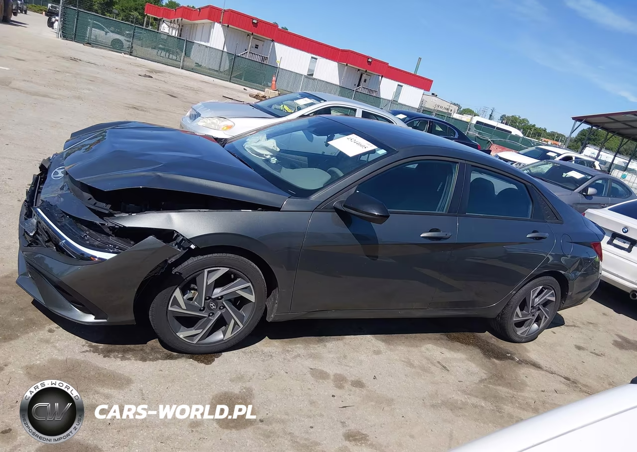 2025 Hyundai Elantra Sel Sport VIN:KMHLM4DG3SU063245 - 14