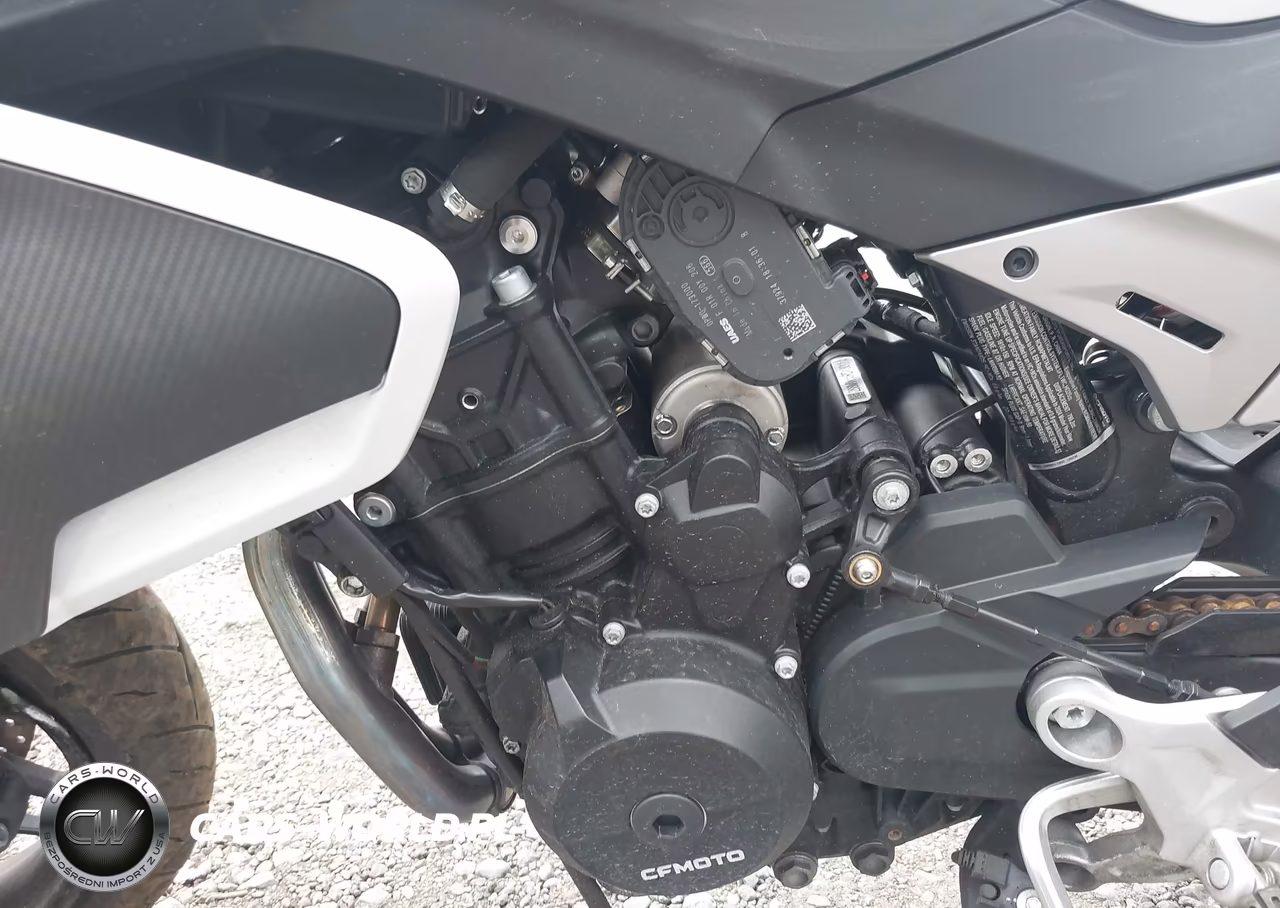 2024 Cf Moto 800Nk VIN:LCEPEYL44R6005421 - 9