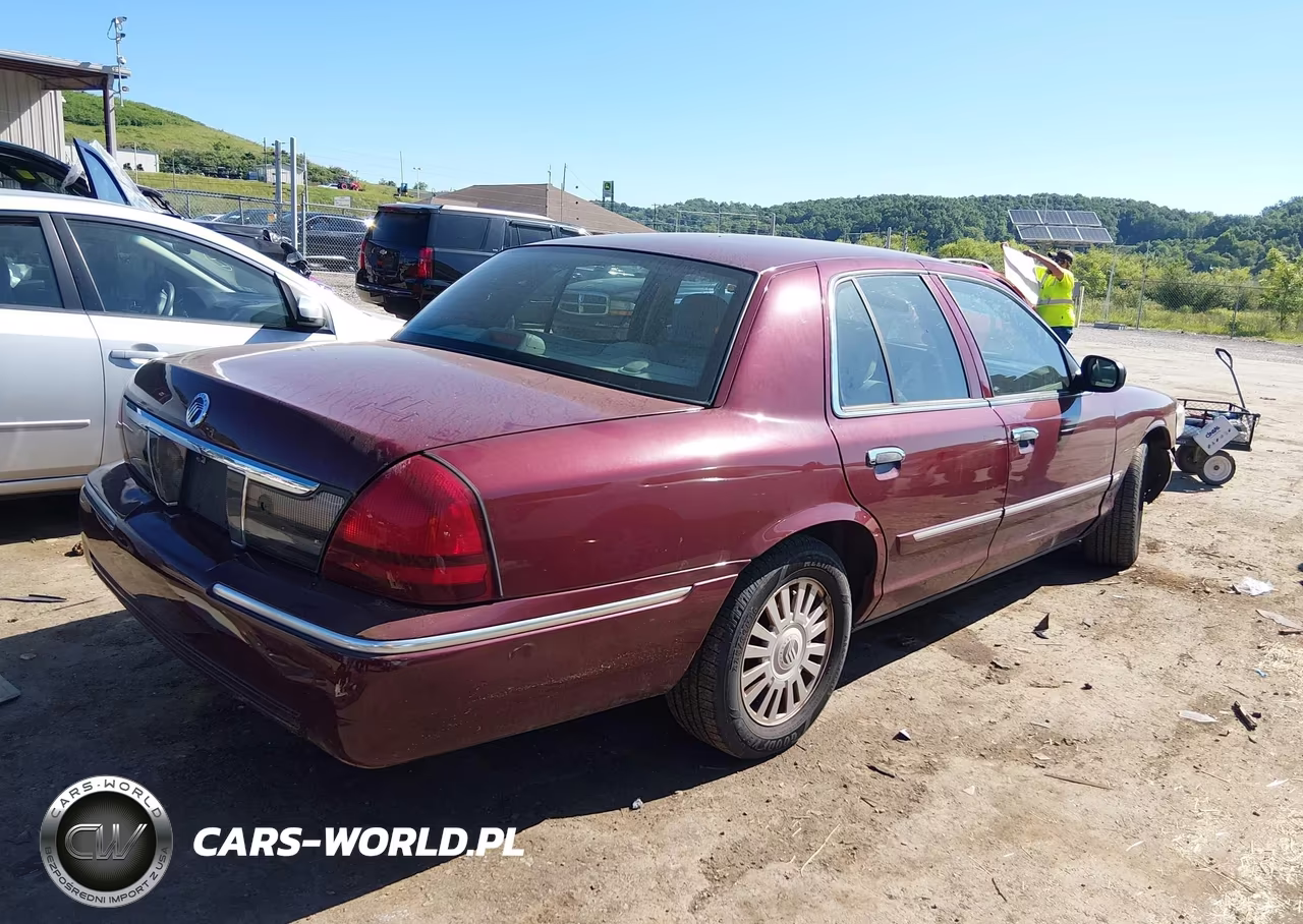 2007 Mercury Grand Marquis Ls VIN:2MEFM75V77X610807 - 4
