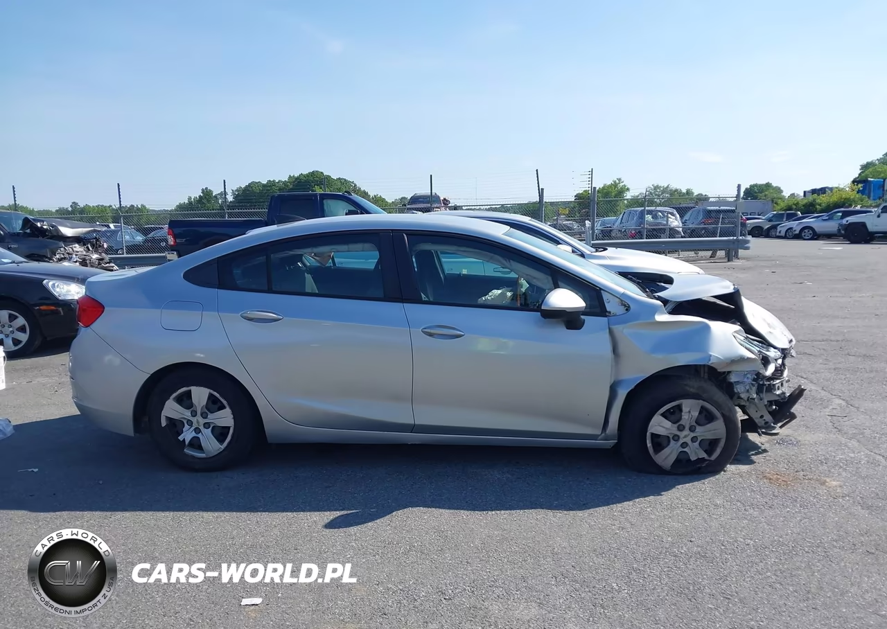 2016 Chevrolet Cruze Ls Auto VIN:1G1BC5SM0G7290926 - 13