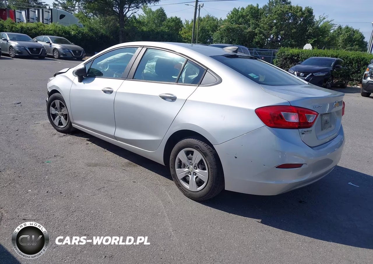 2016 Chevrolet Cruze Ls Auto VIN:1G1BC5SM0G7290926 - 3