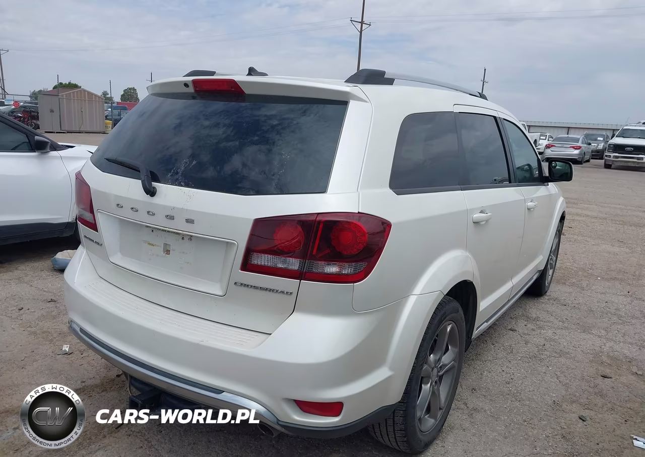 2016 Dodge Journey Crossroad Plus VIN:3C4PDCGG2GT166668 - 4