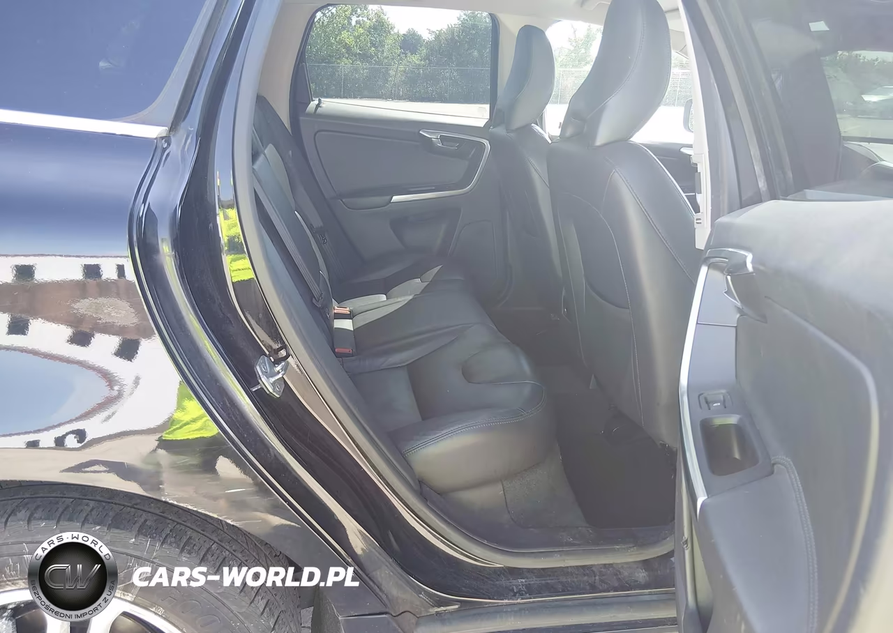 2015 Volvo Xc60 T5-T5 Premier VIN:YV4612RK1F2705651 - 8