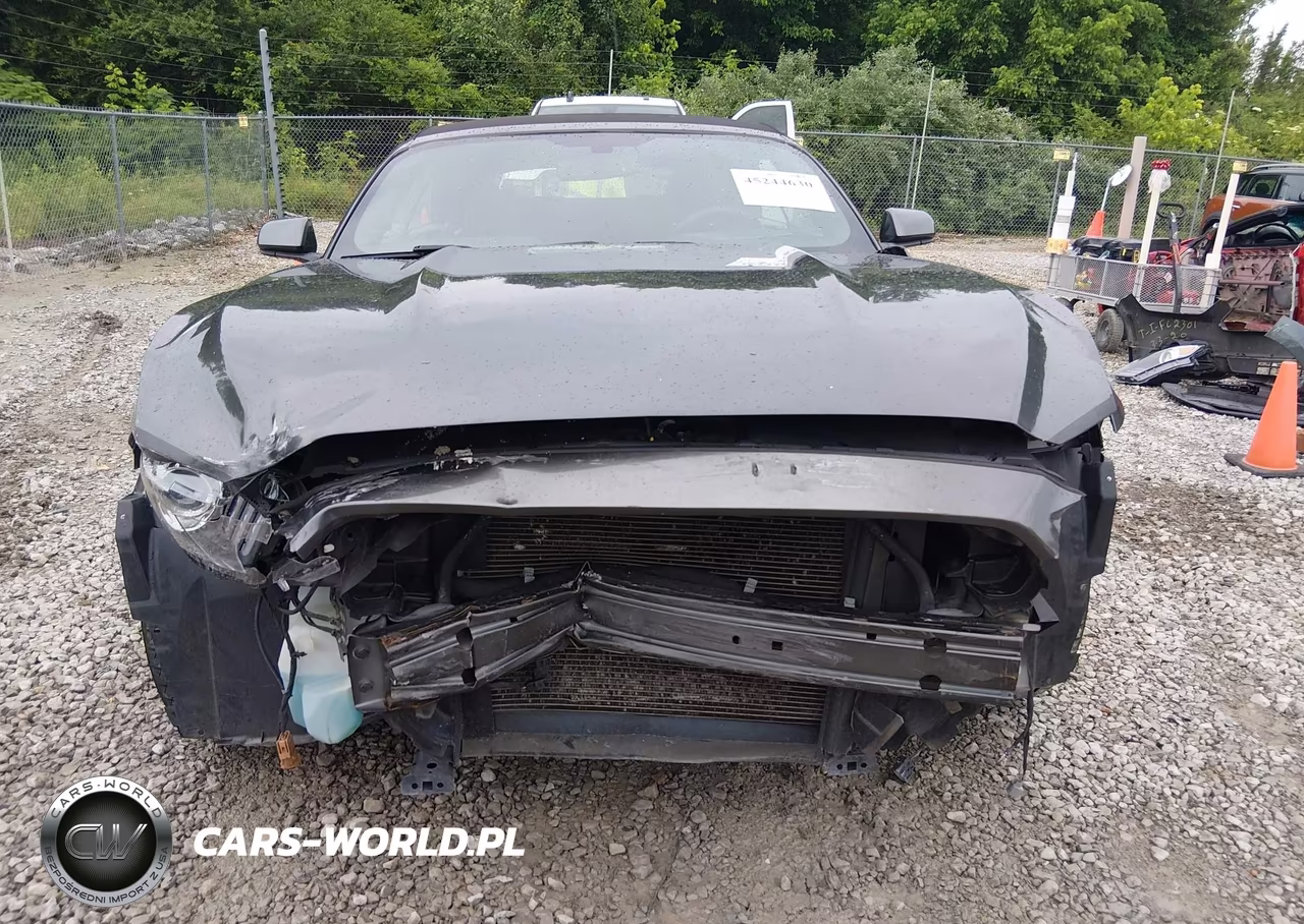 2015 Ford Mustang V6 VIN:1FATP8EM7F5323563 - 6