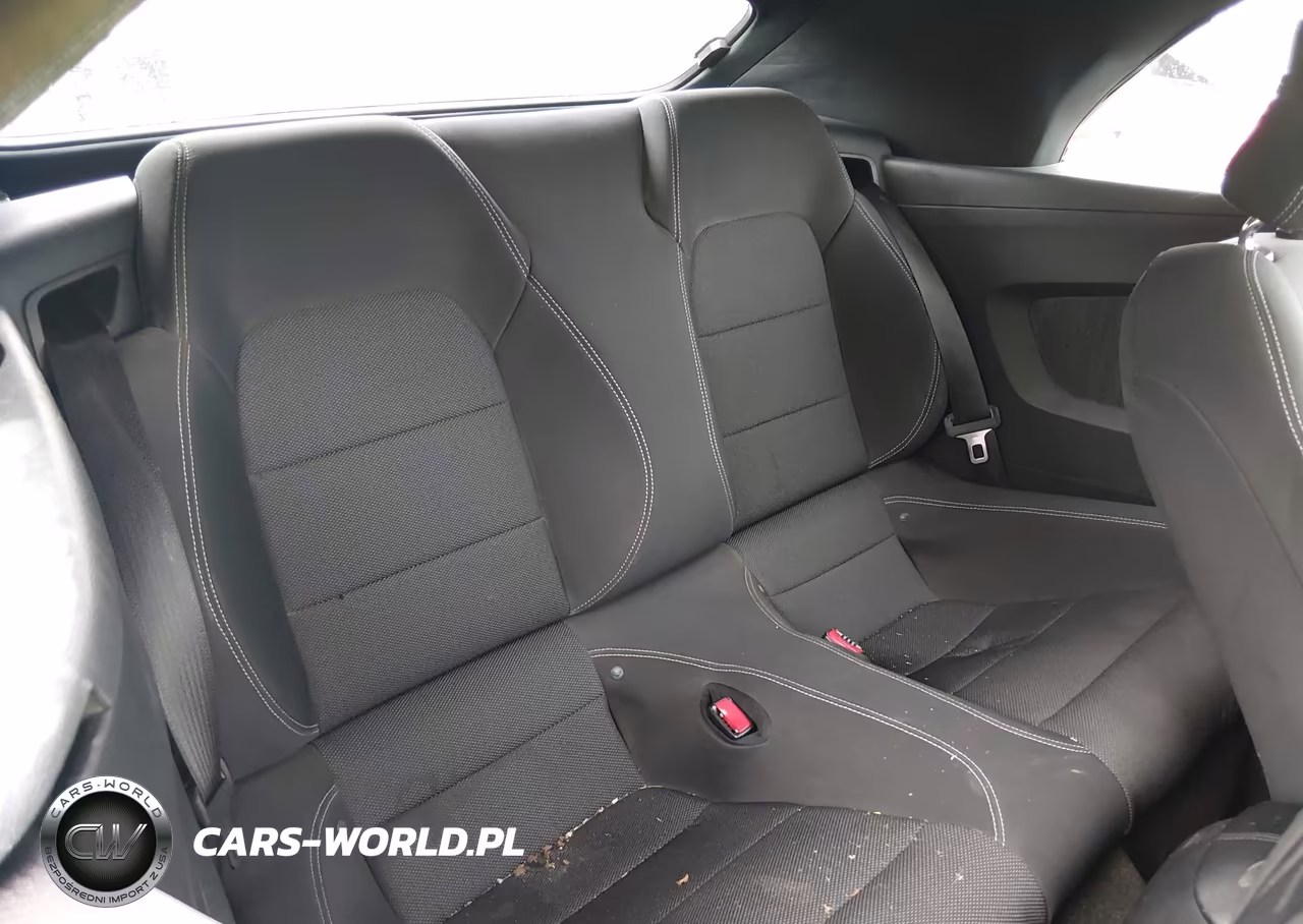 2015 Ford Mustang V6 VIN:1FATP8EM7F5323563 - 8