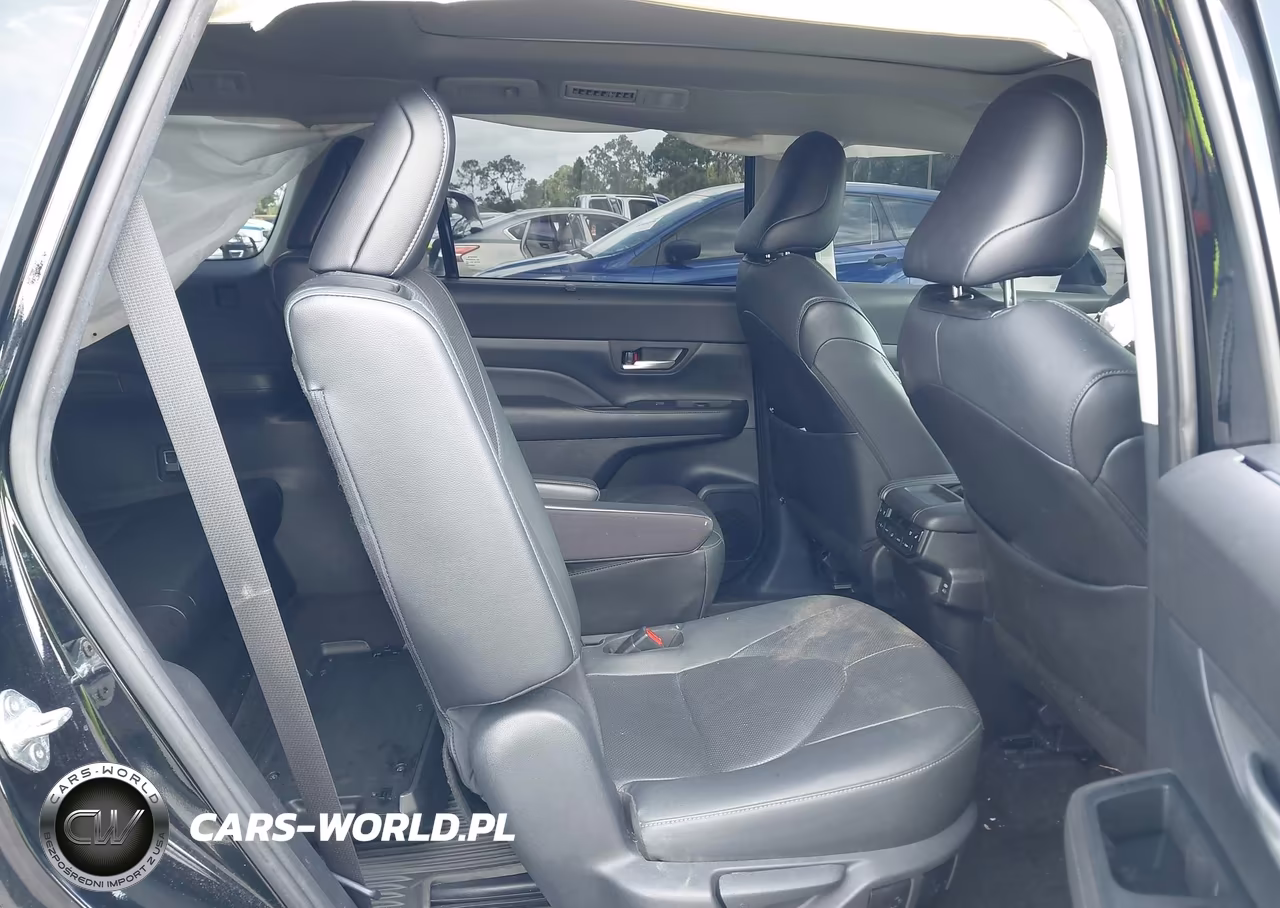 2024 Toyota Grand Highlander Platinum VIN:5TDAAAB52RS030661 - 8