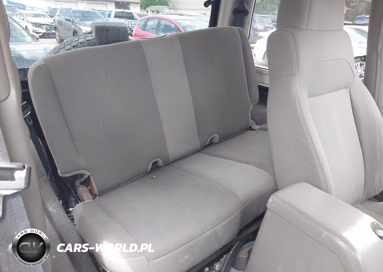 2003 Jeep Wrangler Sahara VIN:1J4FA59S53P361996 - 8