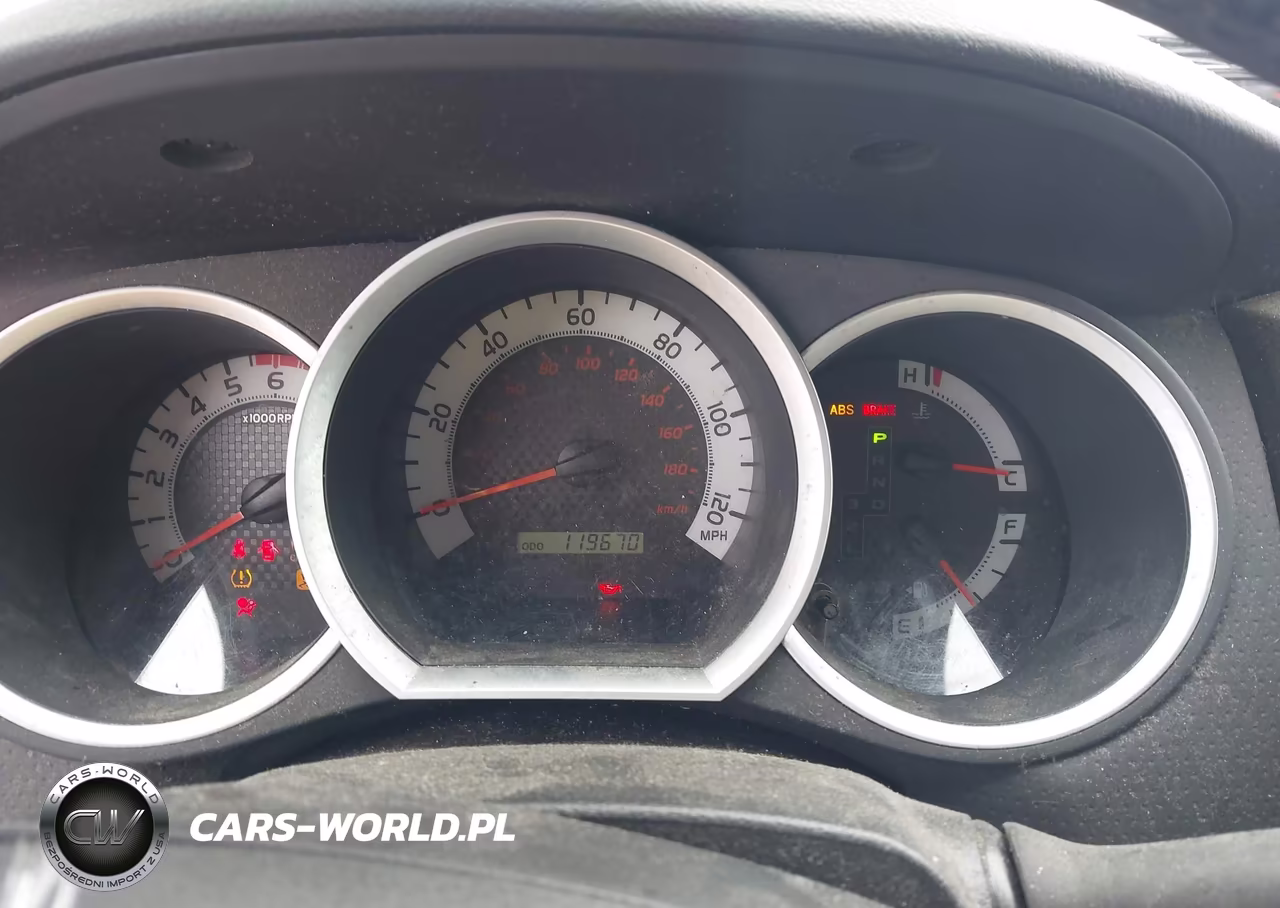 2015 Toyota Tacoma VIN:5TFTX4CN0FX068001 - 7
