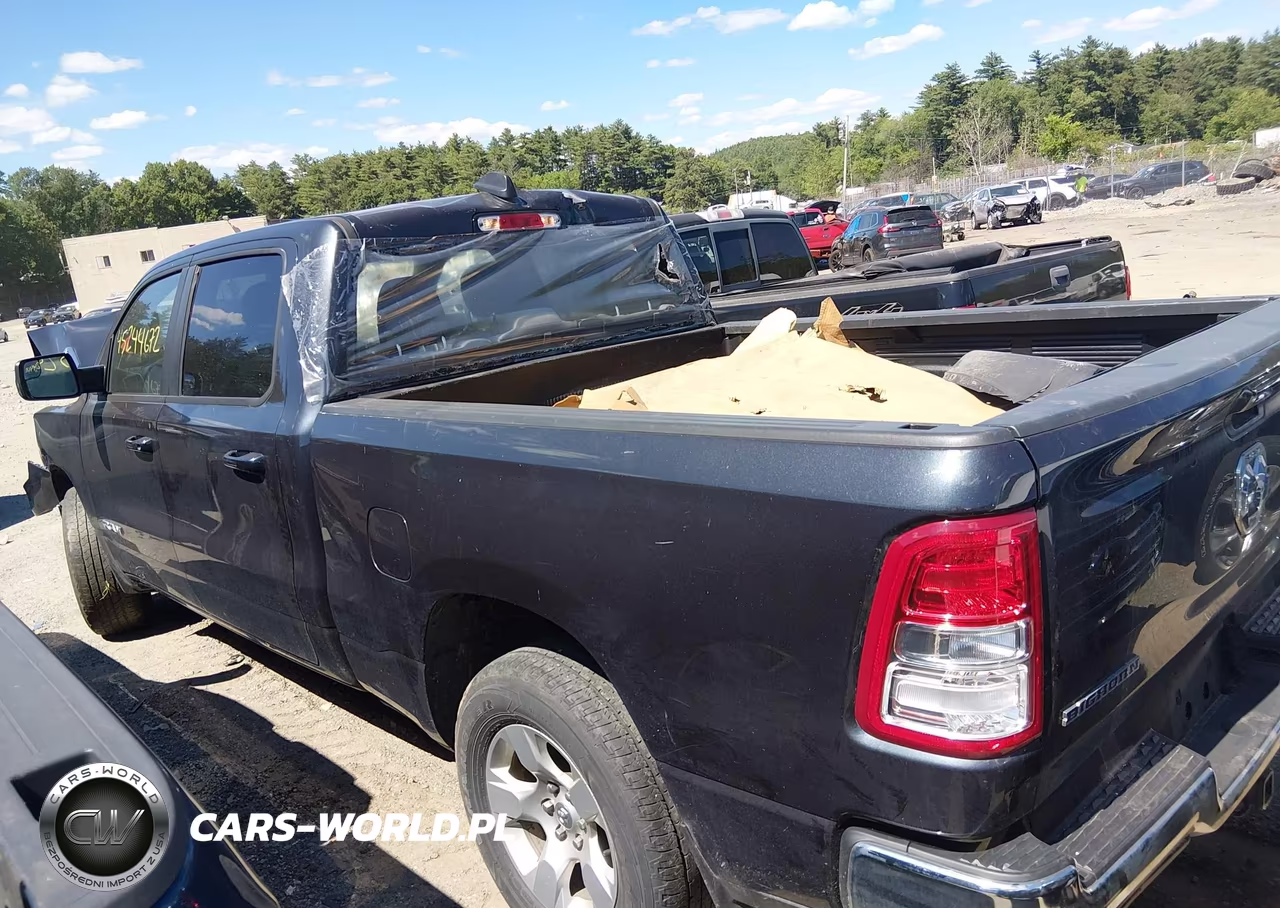 2021 Ram 1500 Big Horn 4X4 6'4 Box VIN:1C6RRFMG5MN624173 - 3