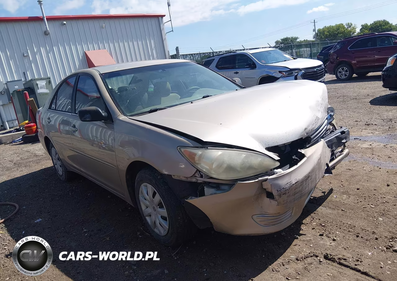 2005 Toyota Camry Std – zdjęcie 1 z 17
