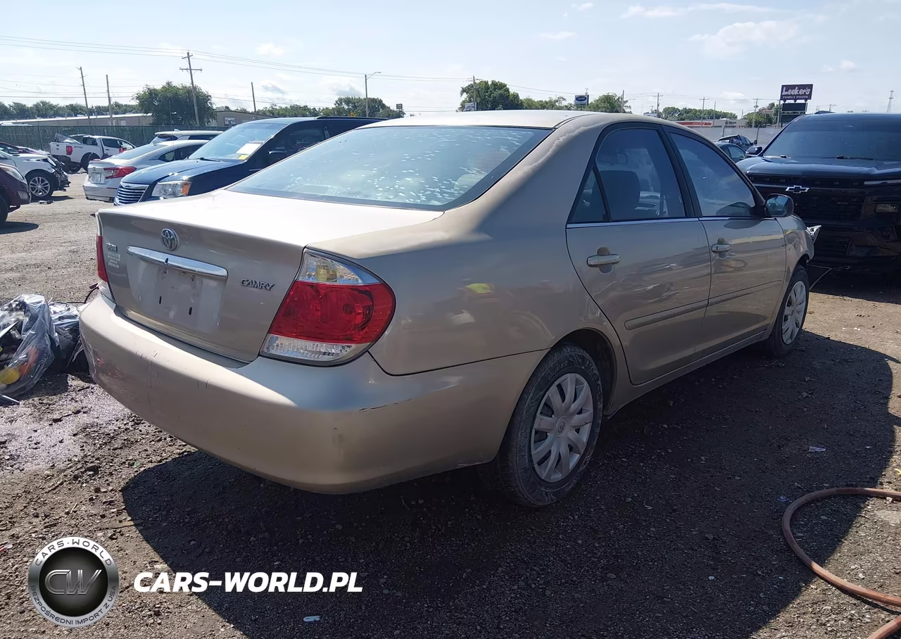 2005 Toyota Camry Std VIN:4T1BE32K85U514684 - 4