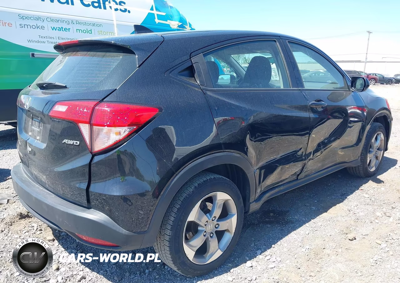2018 Honda Hr-V Lx VIN:3CZRU6H31JG710237 - 4