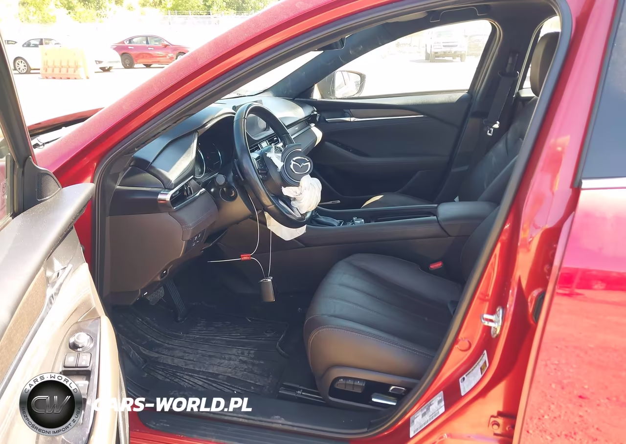 2021 Mazda Mazda6 Signature VIN:JM1GL1XY5M1605462 - 5
