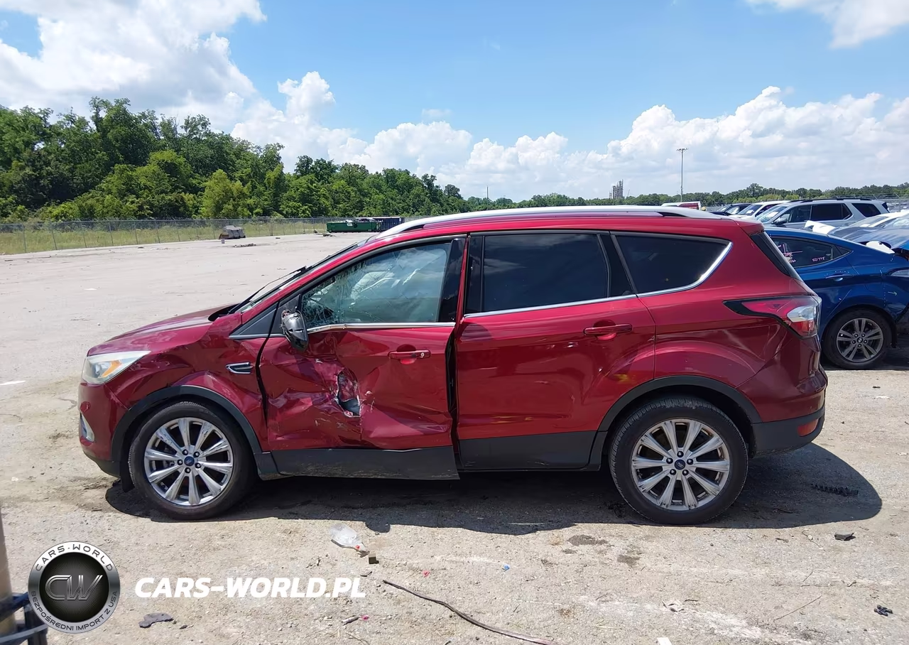2017 Ford Escape Titanium VIN:1FMCU0J91HUC84446 - 13