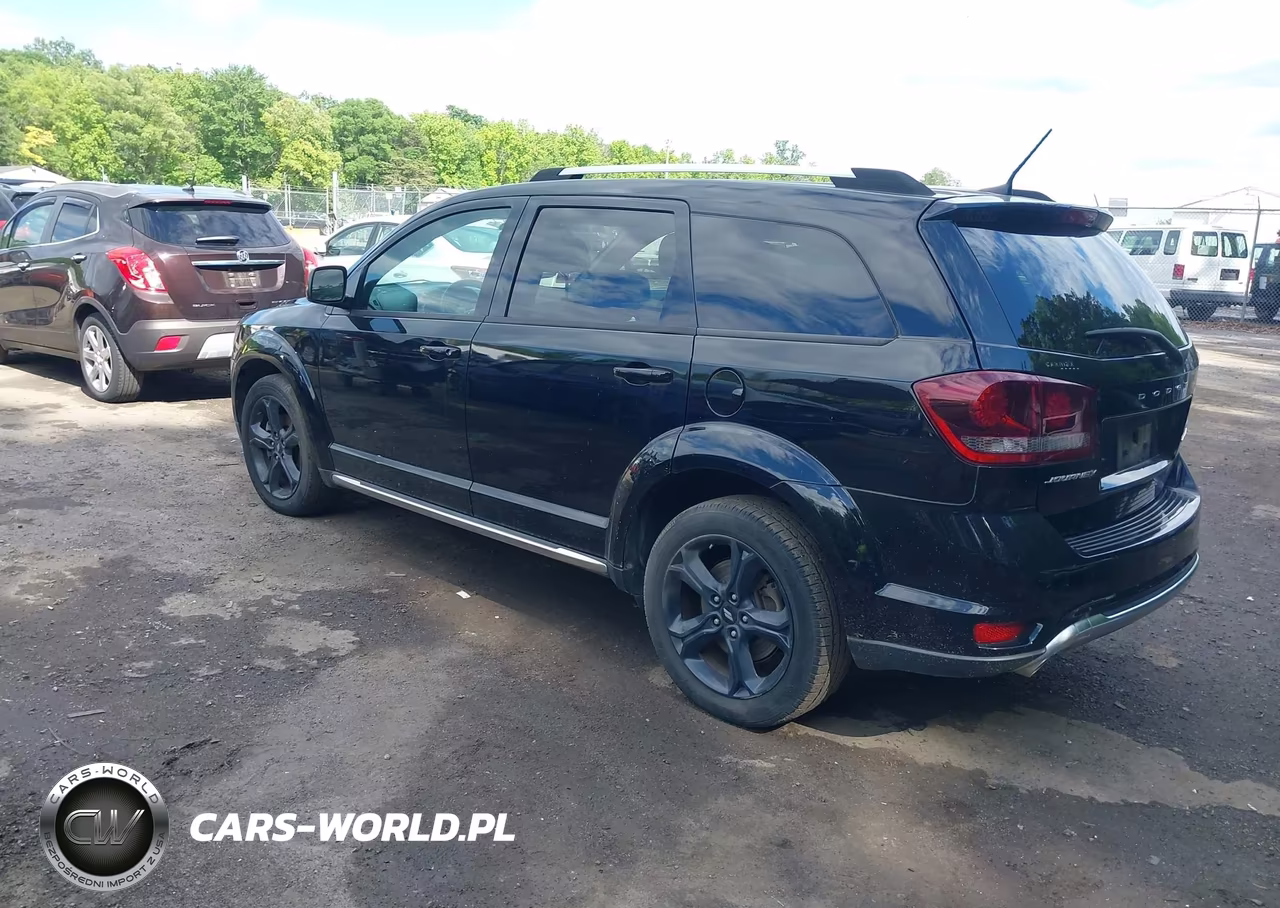 2018 Dodge Journey Crossroad VIN:3C4PDCGG9JT449186 - 3
