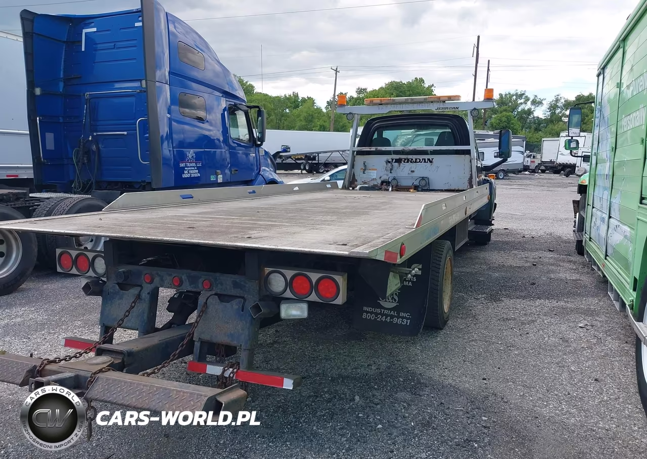 2009 Chevrolet Cc5500 VIN:1GBE5C1929F405572 - 4