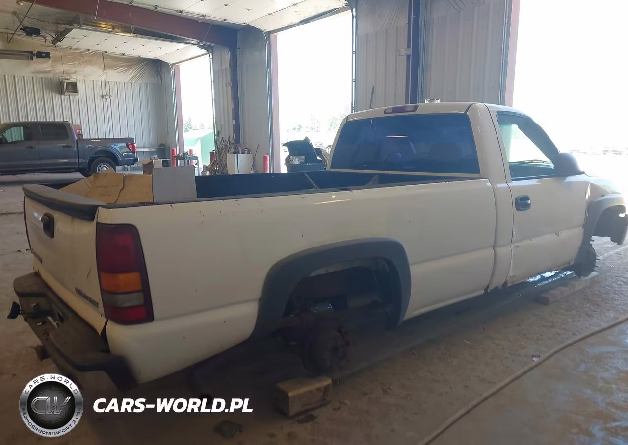 2000 Chevrolet Silverado 1500 VIN:1GCEK14V4YE157377 - 4