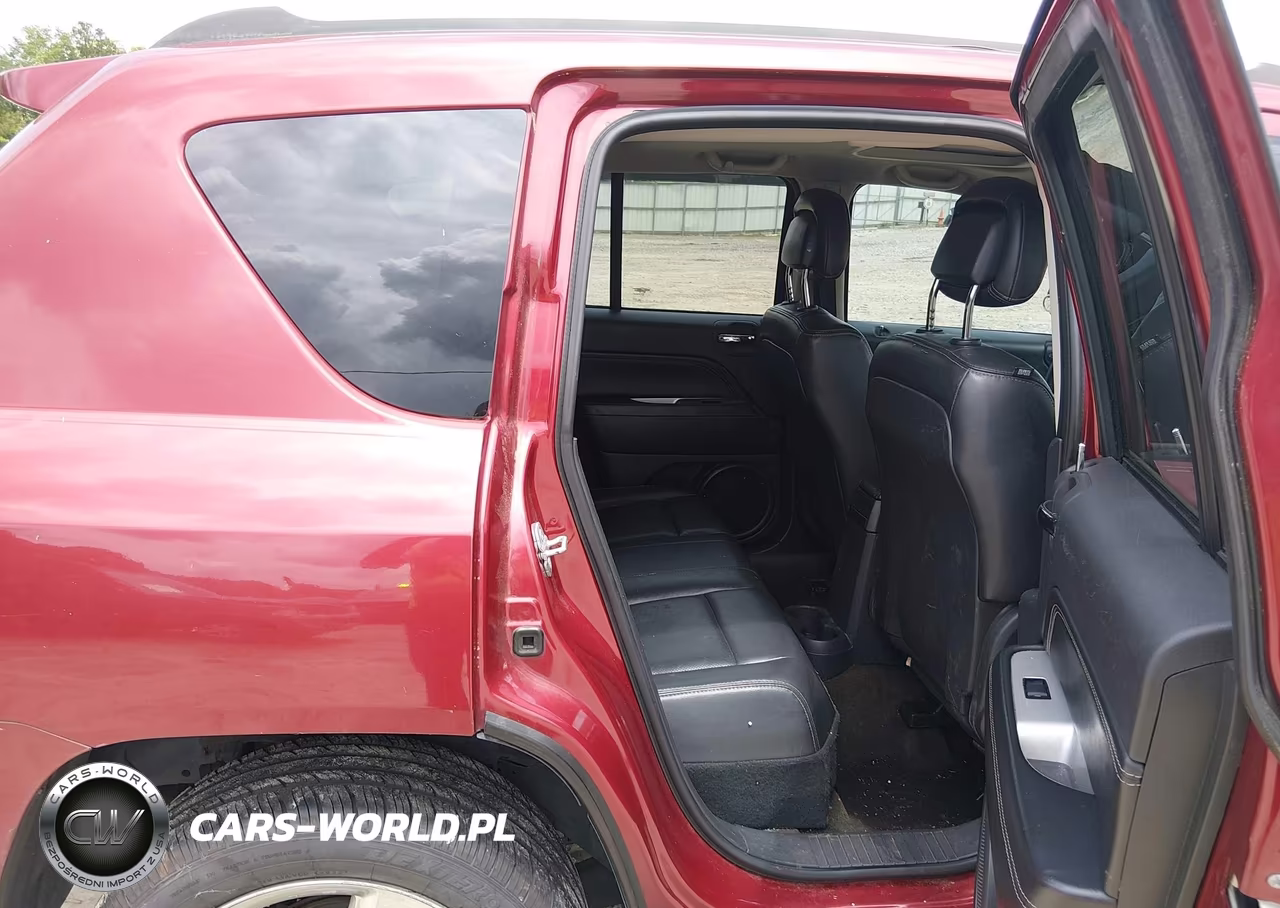 2014 Jeep Compass Limited VIN:1C4NJCCB5ED662433 - 8