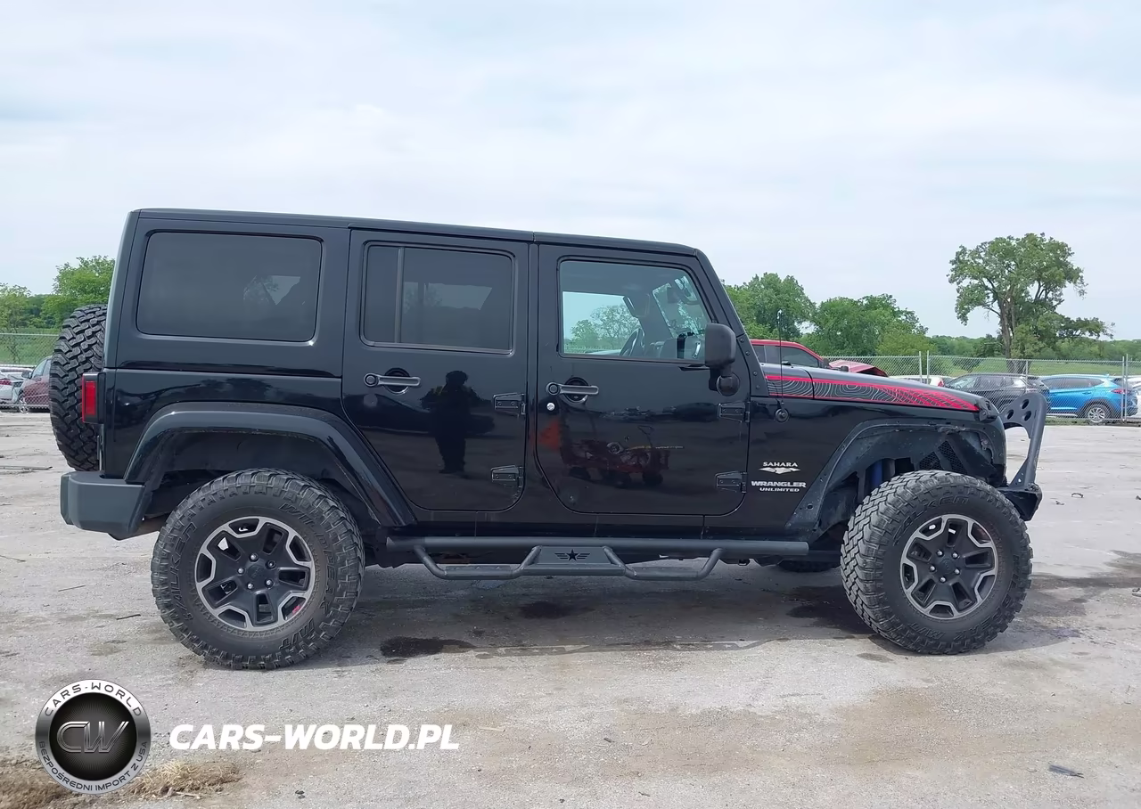 2013 Jeep Wrangler Unlimited Sahara VIN:1C4BJWEG5DL657461 - 13