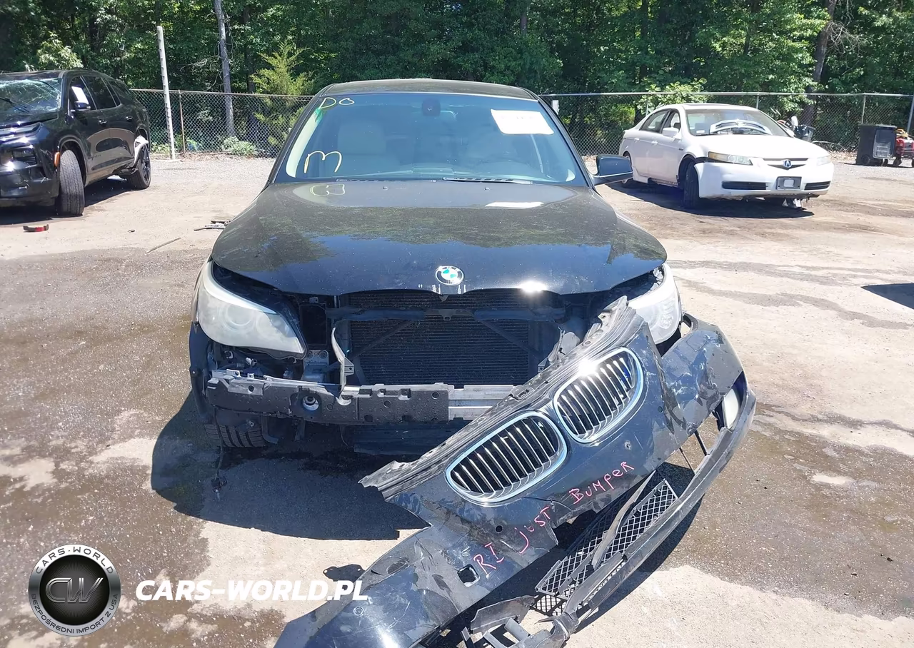2010 BMW 528I xDrive VIN:WBANV1C57AC389544 - 13