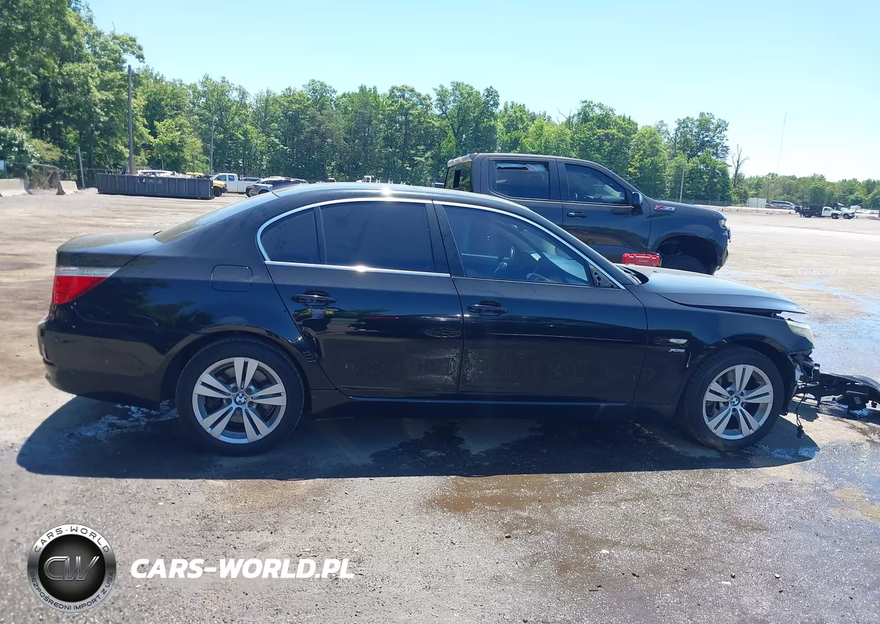 2010 BMW 528I xDrive VIN:WBANV1C57AC389544 - 14