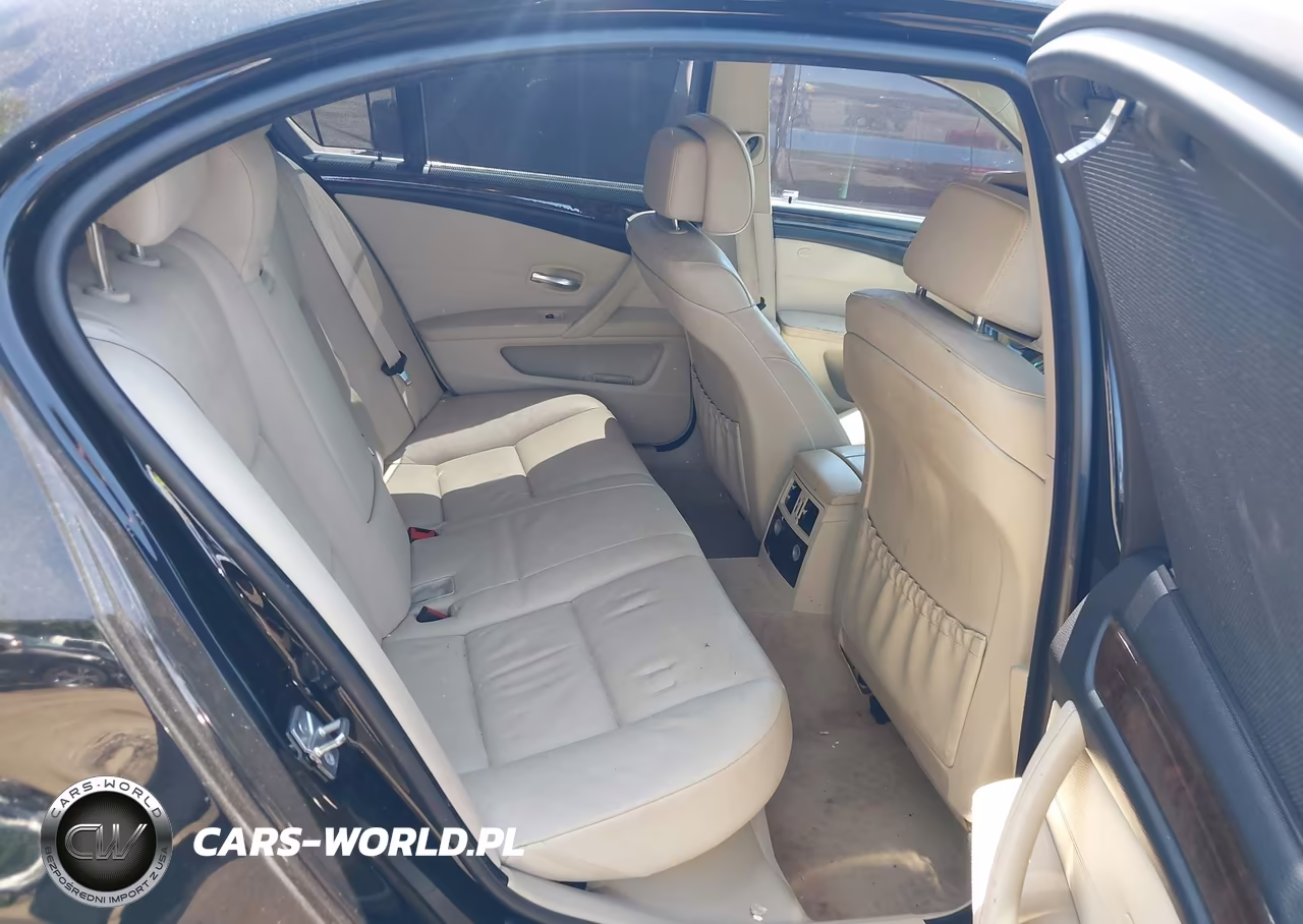 2010 BMW 528I xDrive VIN:WBANV1C57AC389544 - 8