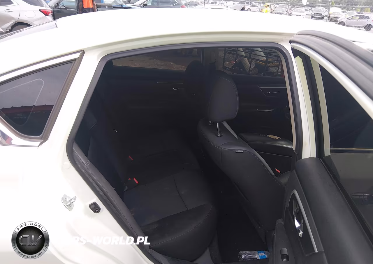 2018 Nissan Altima 2.5 Sr VIN:1N4AL3AP9JC275168 - 8