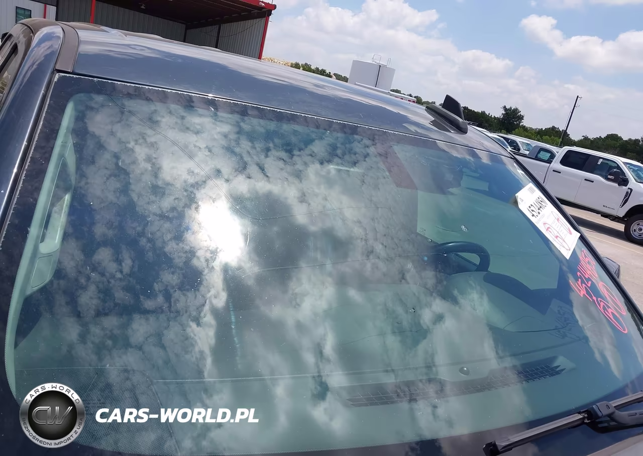 2018 Chevrolet Silverado 1500 1Lt VIN:3GCPCREC0JG113568 - 19